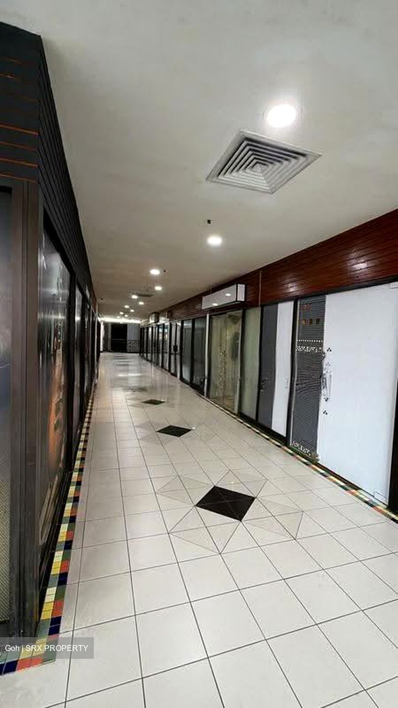 Parklane Shopping Mall (D7), Retail #612415521